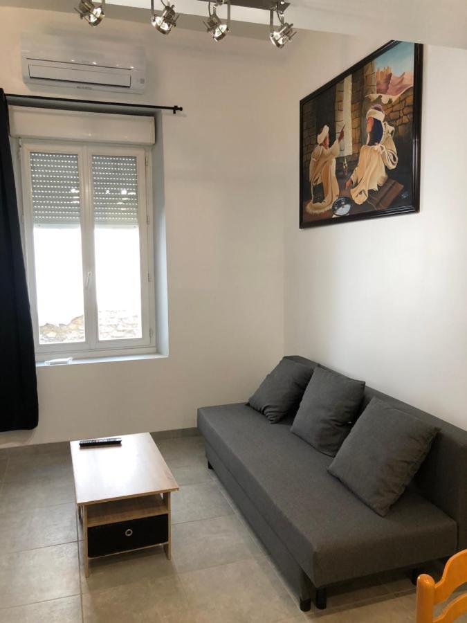 Appartement En Centre Ville Hyères Eksteriør billede